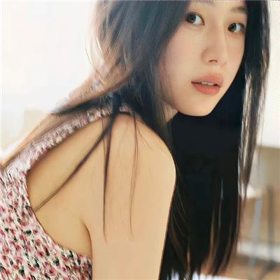 黑夜里的眼睛